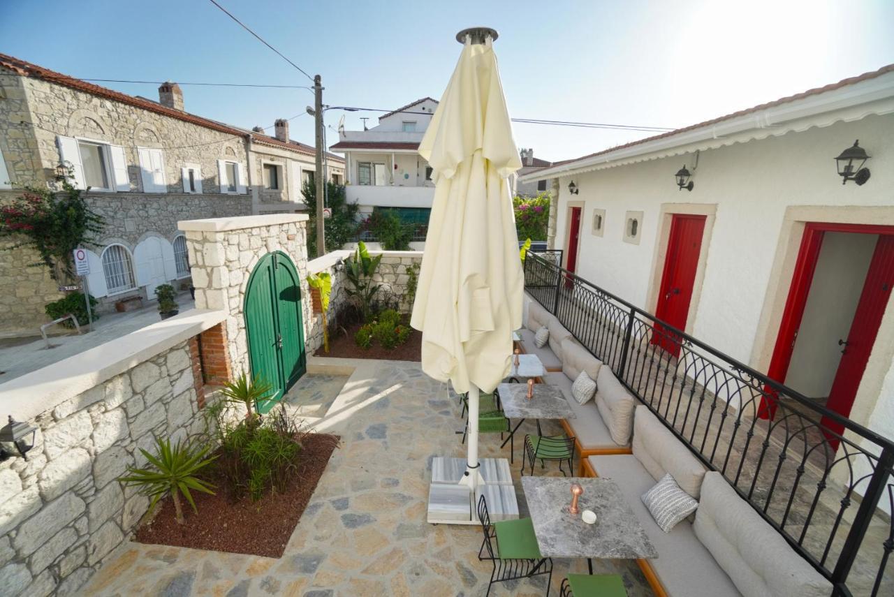 Pom Alacati Boutique Otel Çeşme Exterior foto