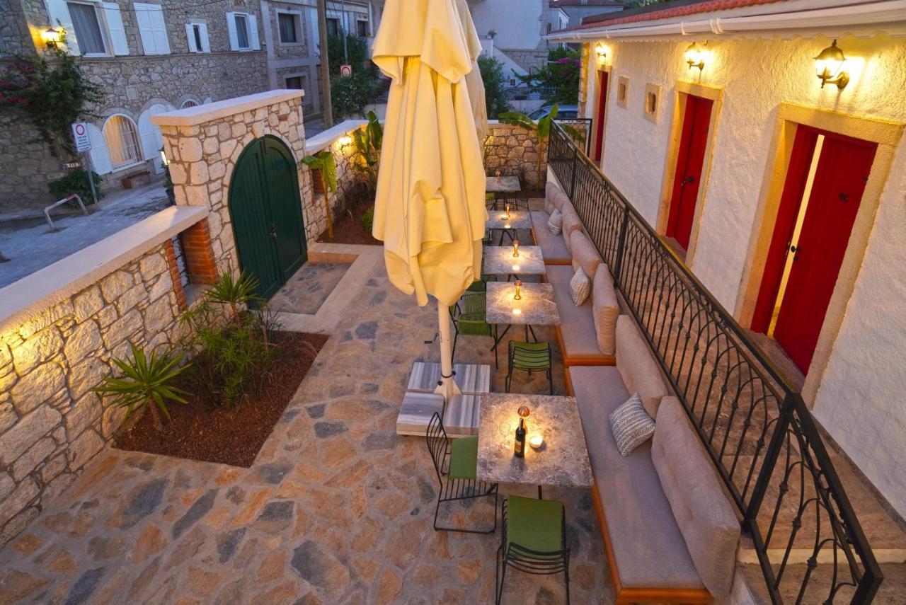 Pom Alacati Boutique Otel Çeşme Exterior foto