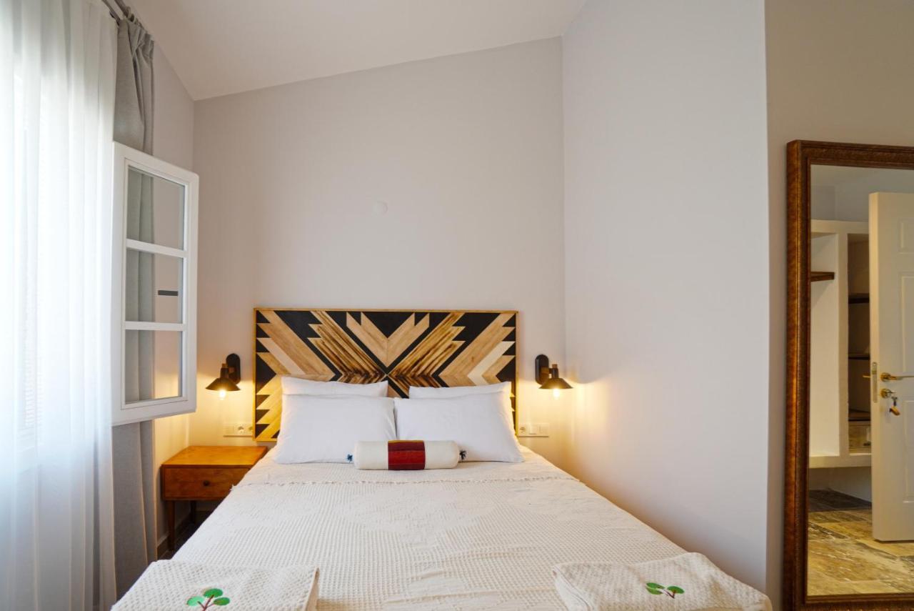 Pom Alacati Boutique Otel Çeşme Exterior foto