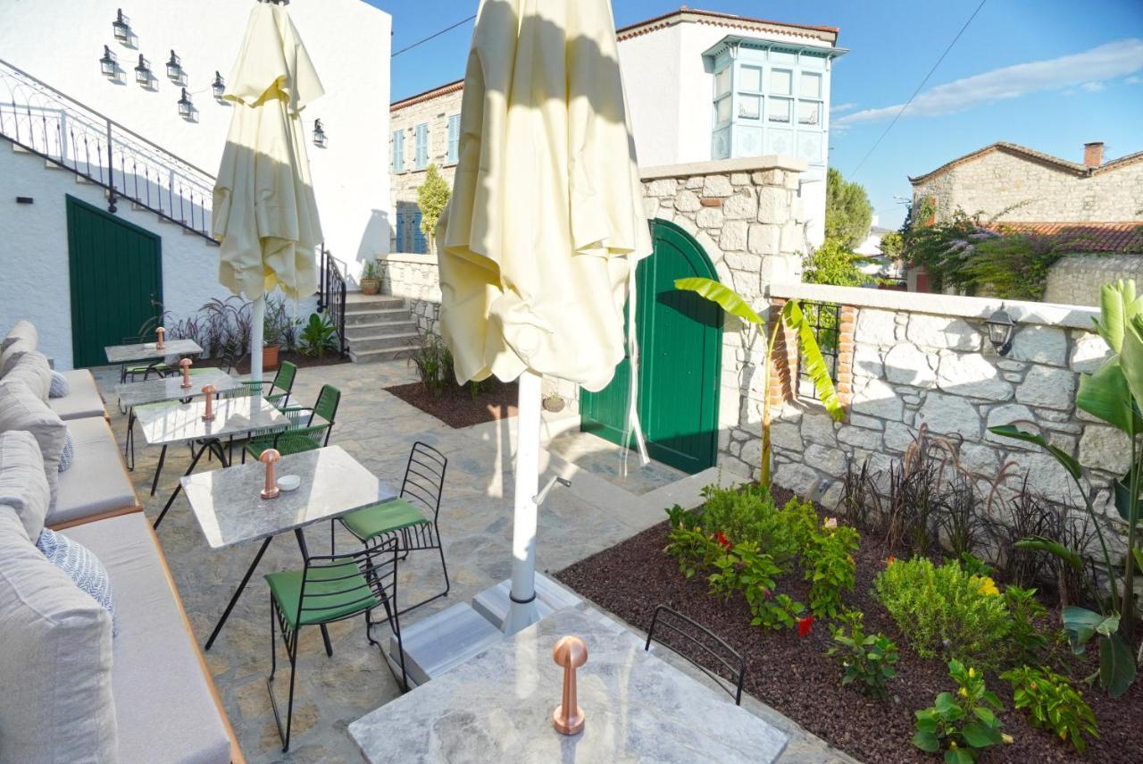 Pom Alacati Boutique Otel Çeşme Exterior foto