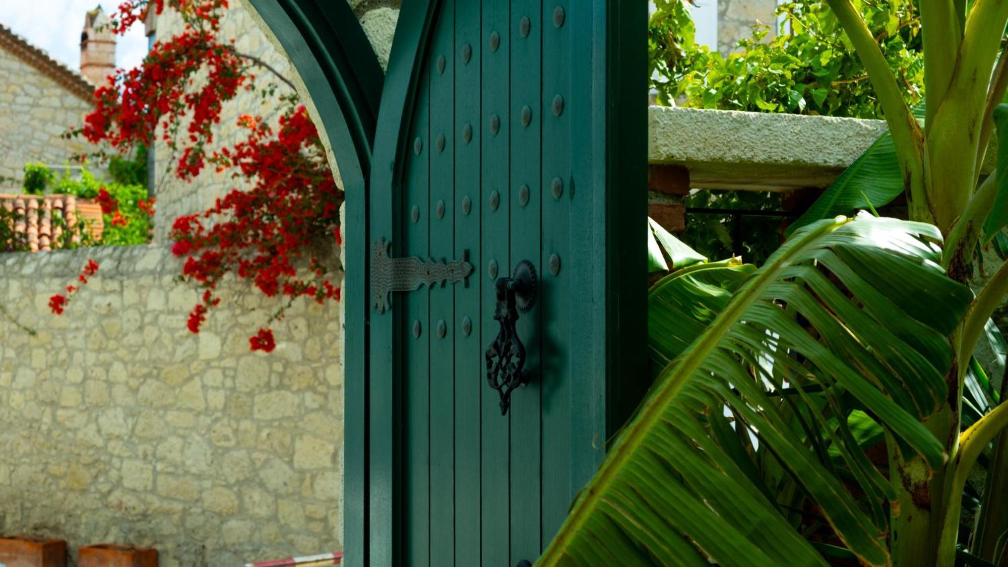 Pom Alacati Boutique Otel Çeşme Exterior foto